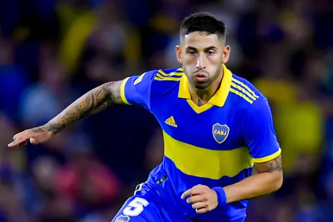 Varela jugó para los suplentes: la práctica que armó Almirón en el entrenamiento de Boca