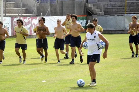 Carlos Fondacaro jugó con Riquelme en Boca y se arrepiente de su salida: "Me hubiera quedado a pelear un lugar"