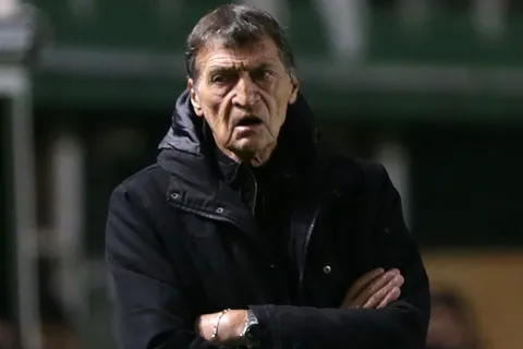 ¿Boca debe volver al barrio? Julio Falcioni marcó la gran diferencia entre una práctica en el predio de Ezeiza y en Casa Amarilla
