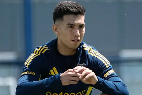 ¿Alan Velasco vuelve contra Racing? La postura de Úbeda y el panorama del volante