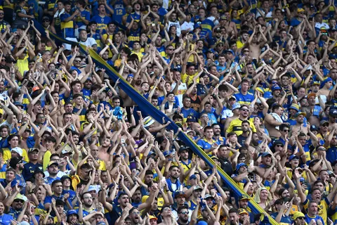 "Papelón": la reacción de los hinchas de Boca en redes al escándalo de los refuerzos