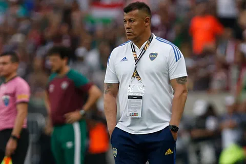 Almirón respondió la pregunta clave: por qué Boca no ganó la final ante Fluminense