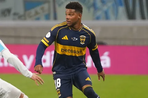 Tras irse libre de Boca, Frank Fabra ya se entrena en un nuevo club