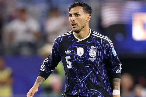 El pedido de los hinchas de Boca a Scaloni sobre Paredes tras su partidazo ante Cabo Verde: "Es necesario"