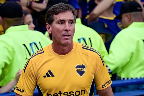 Claudio Úbeda, complicado: cuántas bajas hay en la delantera de Boca y qué opciones quedaron