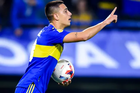 Boca confirmó que negocia con Rosario Central por el préstamo de Sández