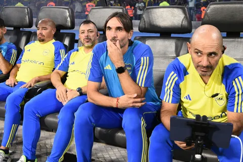 Diego Martínez había probado una variante táctica en Boca, pero ahora la abandonó