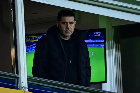 Riquelme habló con los jugadores de Boca tras el polémico empate ante Cruzeiro
