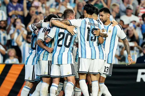 A la espera de Leandro Paredes, cómo formaría Argentina ante Austria