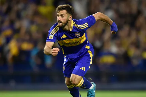Marcelo Saracchi se retiró en camilla del Uruguay-Colombia y hay preocupación en Boca