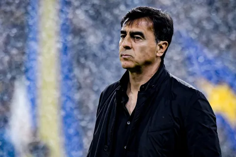 La bronca del DT de Vélez por la fecha del duelo con Boca de Copa Argentina: "Es un castigo"