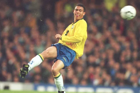 La vez que Boca rechazó a Ronaldo cuando era jugador de Cruzeiro y después lo sufrió en la Libertadores