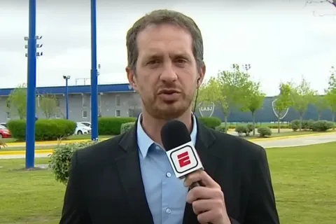 Emiliano Raddi reveló la verdad de la lesión de Cavani en Boca: "En algún momento..."