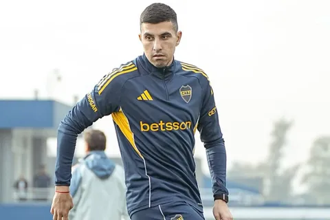 Alivio para Russo: Rodrigo Battaglia volvió a entrenar a la par en Boca