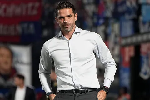 Fernando Gago no podrá usar a cinco jugadores en Boca ante Lanús