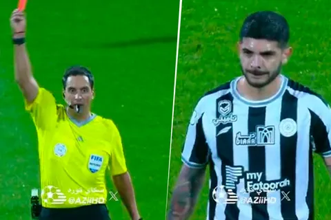 VIDEO | Mientras se habla de su llegada a Boca, Banega fue expulsado por Rapallini por esta tremenda patada