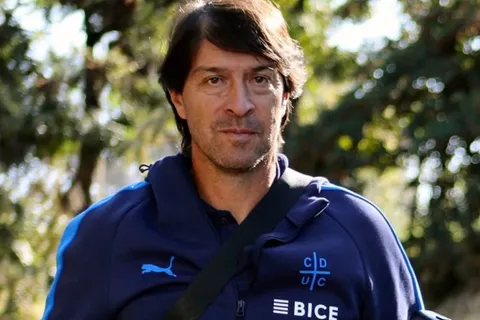 El DT de Universidad Católica habló de la polémica antes del partido ante Boca: "Lamentablemente..."
