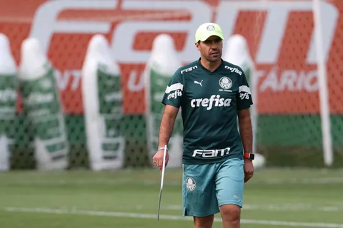 Tras la derrota de Boca, la decisión del DT de Palmeiras con el partido del equipo brasileño