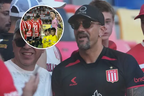 Verón subió una picante historia por el pasillo de Boca a Estudiantes: "Qué raro..."