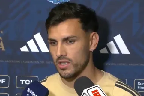 Paredes explicó por qué no volvió para el velatorio de Russo: "Él lo hubiera querido así"