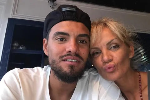 Sergio Romero junto a Eliana Guercio, su esposa