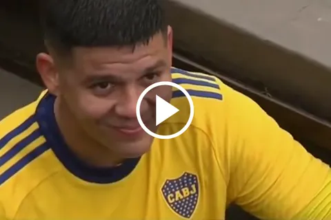 VIDEO | El grito de un hincha de Platense que hizo reír a Marcos Rojo tras la expulsión
