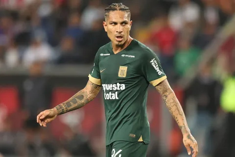 Paolo Guerrero no podrá jugar ante Boca el repechaje de la Copa Libertadores 2025: el motivo
