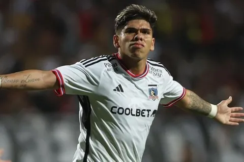 Carlos Palacios le tiró un guiño a Boca pero Colo Colo niega todo