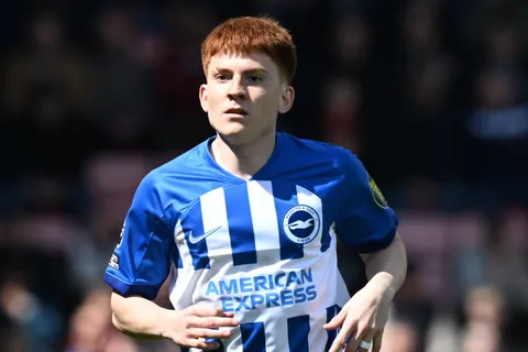 Confirmado: Valentín Barco deja Brighton y será nuevo jugador de Sevilla