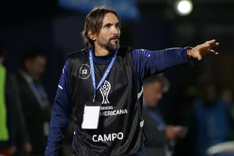 La respuesta de los hinchas de Boca en redes a las quejas de Huracán por Martínez: "No pueden decir nada"