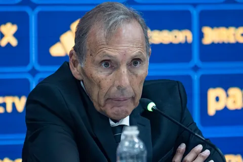Siguen las bajas: los dos titulares que Miguel Ángel Russo no podrá utilizar por Copa Argentina
