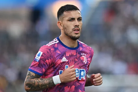 Fue muy claro: Paredes confirmó dónde jugará la próxima temporada