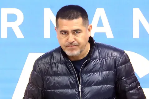 El sorpresivo llamado de Boca a Carlos Palacios, el refuerzo que quiere Riquelme: "Quedate tranquilo"