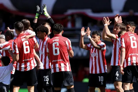 Estudiantes puede recuperar a González Pírez para el partido contra Boca en La Plata