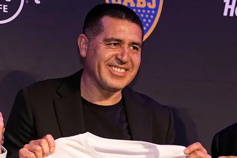 Juan Román Riquelme le pondrá al Predio de Ezeiza el nombre de Carlos Bianchi