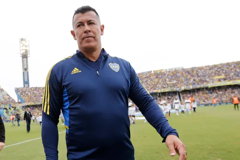 Almirón no pudo hablar en conferencia de prensa: el motivo 