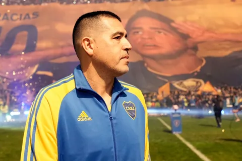 "A Riquelme le encanta": el crack del fútbol argentino que el vice quiere en Boca, pero es difícil