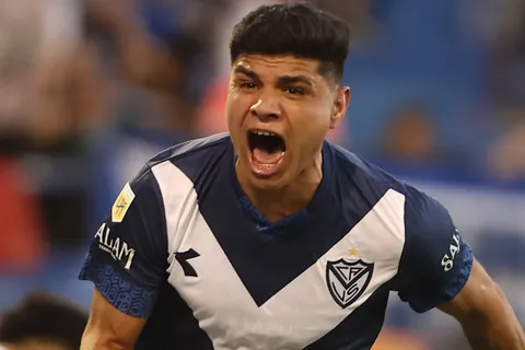 Claudio Aquino en Vélez