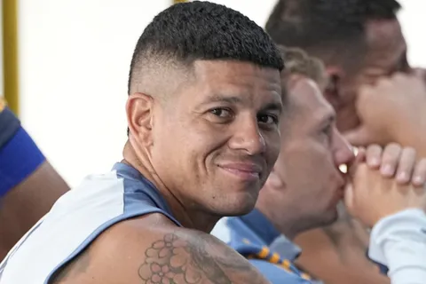 Marcos Rojo mostró la técnica de recuperación que utiliza en su casa: "Es energía pura"