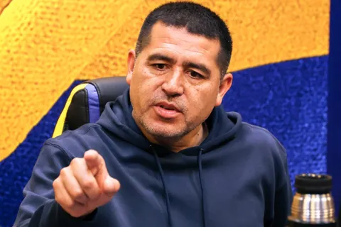 Riquelme buscaría juntar en Boca para junio a Paulo Dybala y Nahuel Molina