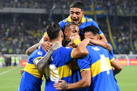 Agustín Sández se fue de Boca hace poco y se ganó el respeto de los hinchas: "Cumple siempre"