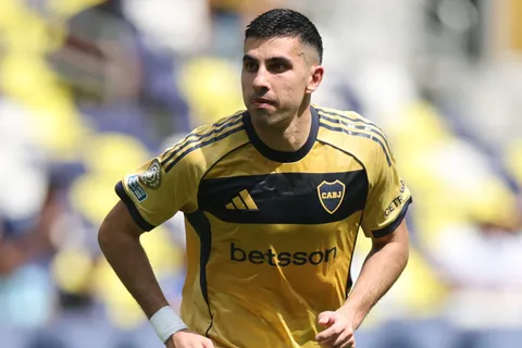 Rodrigo Battaglia bajó su nivel en Boca, pero no saldrá: Russo lo puso siempre de titular