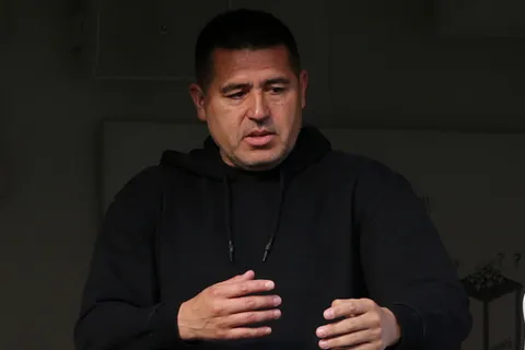 Quiénes son los ocho goleadores que fueron ofrecidos a Boca y qué decidió Riquelme sobre la búsqueda de un nueve