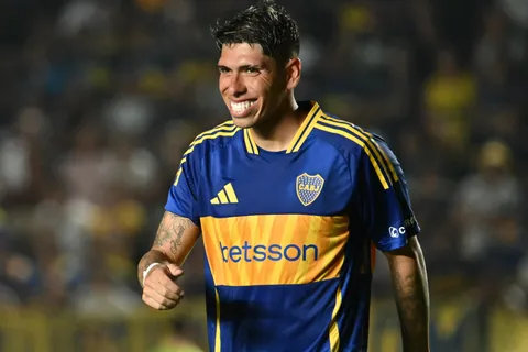 Carlos Palacios contó que Riquelme se quedó con la camiseta de su debut en Boca