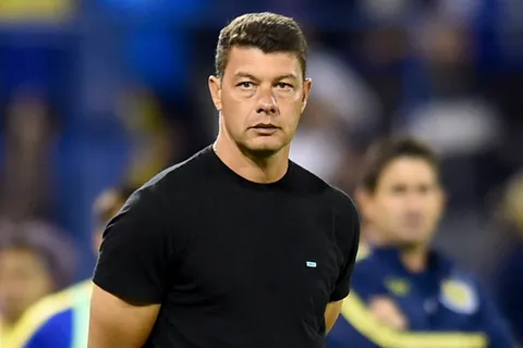 Sebastián Battaglia cree que fue el mejor DT de la era Riquelme: "No me pongo a la altura de Russo, pero..."