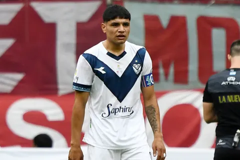 Claudio Aquino tiene un problema personal que podría poner en peligro su llegada a Boca