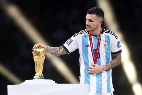 La respuesta de Paredes sobre su posible regreso a Boca a mitad de año: ¿pega la vuelta a la Argentina?