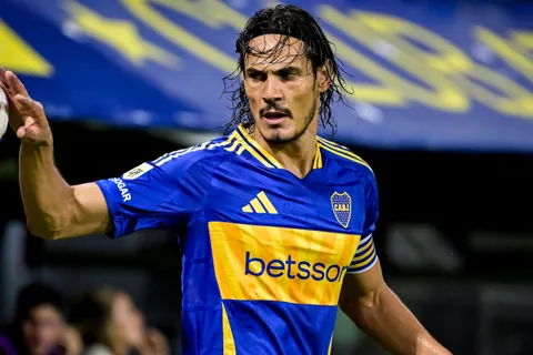 Edinson Cavani no se va a retirar tras su salida de Boca y buscará un nuevo equipo