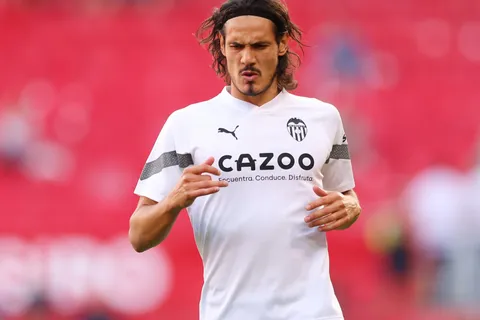 Cavani vuelve a sonar en Boca: ¿qué tiene que pasar para que se haga el pase?