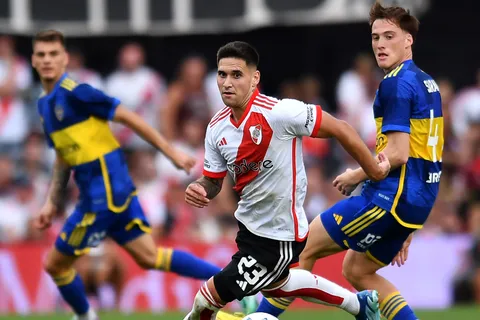 Quién es el favorito para las casas de apuestas en el Superclásico entre Boca y River